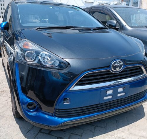 Clean Toyota Sienta for sale in Mombasa, Kenya